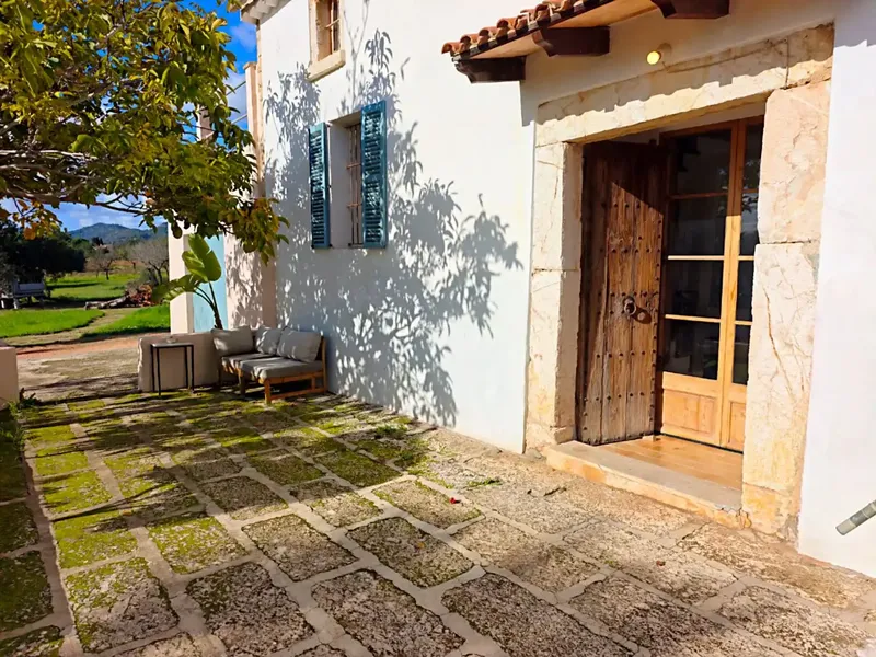 Authentic 19th century stone country house between Lloseta and Inca – Fully legal, self-sufficient and full of character. — photo 12