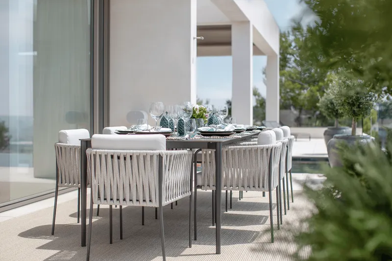 Seasonal rental villa with pool and sea views in Son Vida — photo 4