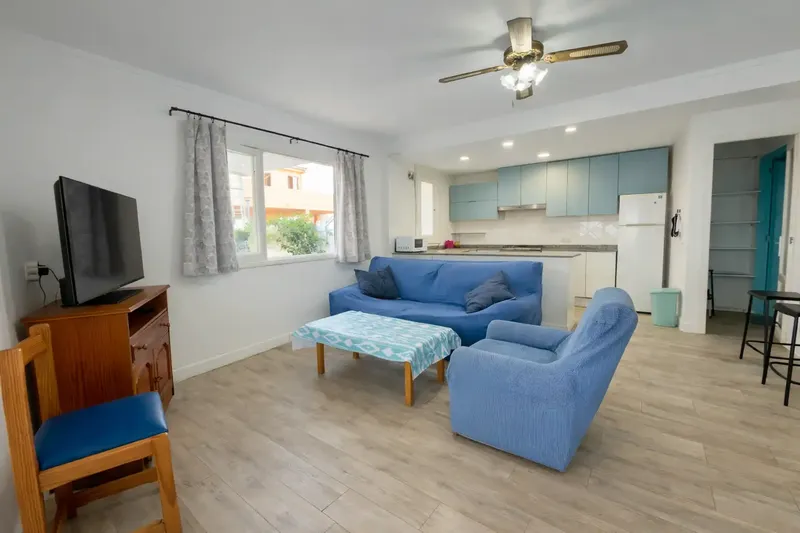 Important information: The apartment is NOT rented in July or August — photo 2