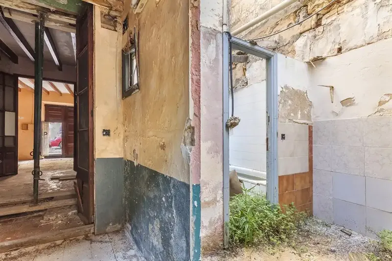 Bright village house of 230 m2 built in the heart of Pollença with a spectacular natural stone facade that will stand out — photo 10