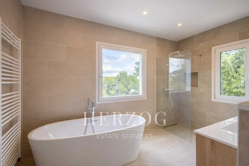Fully Renovated Villa with a Beautiful Garden in Costa de la Calma — photo 10