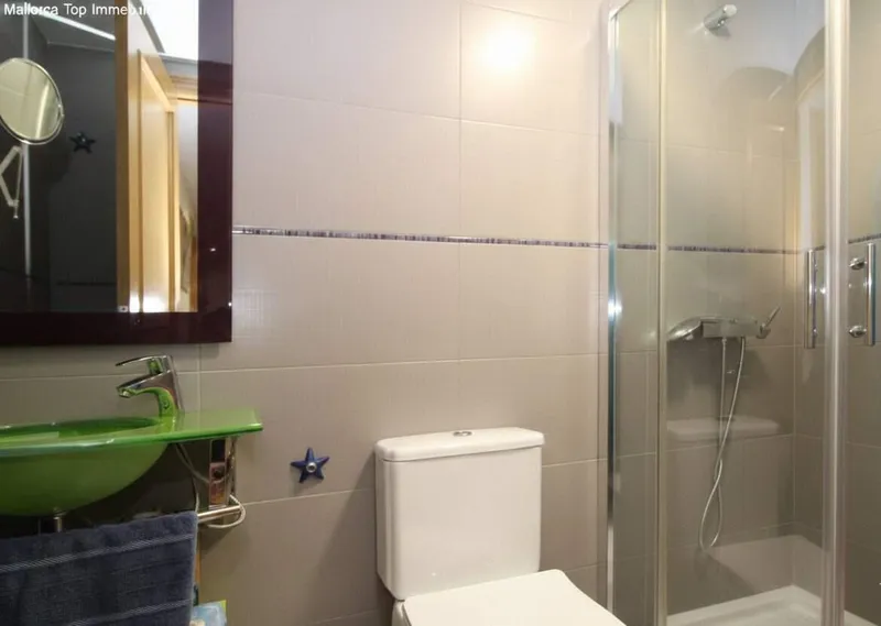 100m² ground-floor apartment with 3 bedrooms, parking space and terrace for sale — photo 8