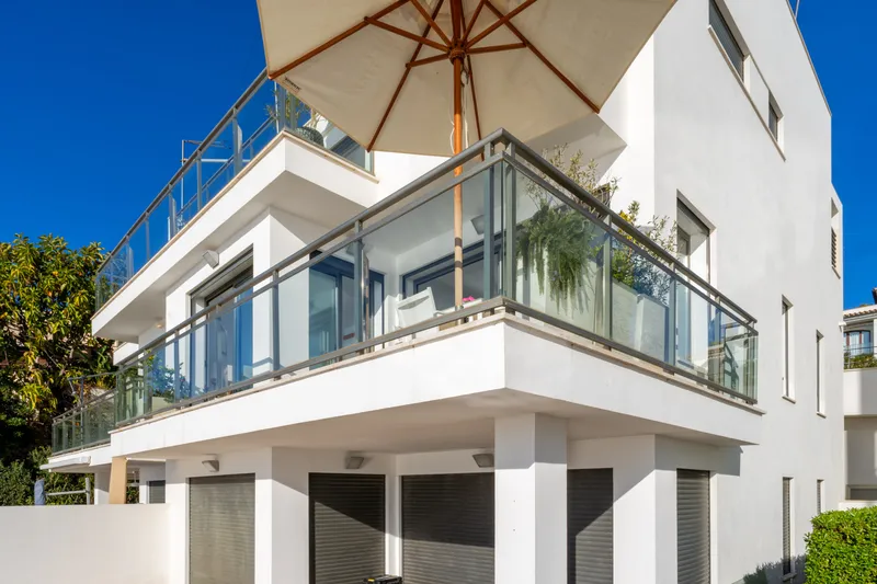 Exclusive apartment on the first sea line — photo 2