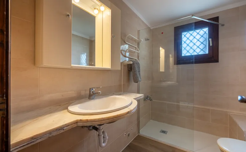 Apartment with sea views in Port de Sóller — photo 11