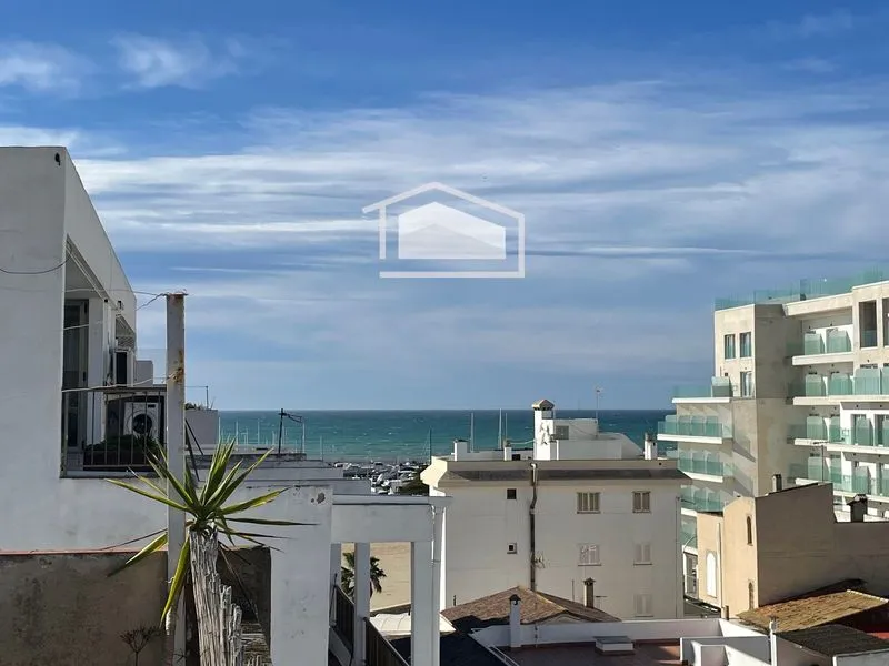 5-bedroom penthouse with spacious terraces and sea views in Can Pastilla — photo 1