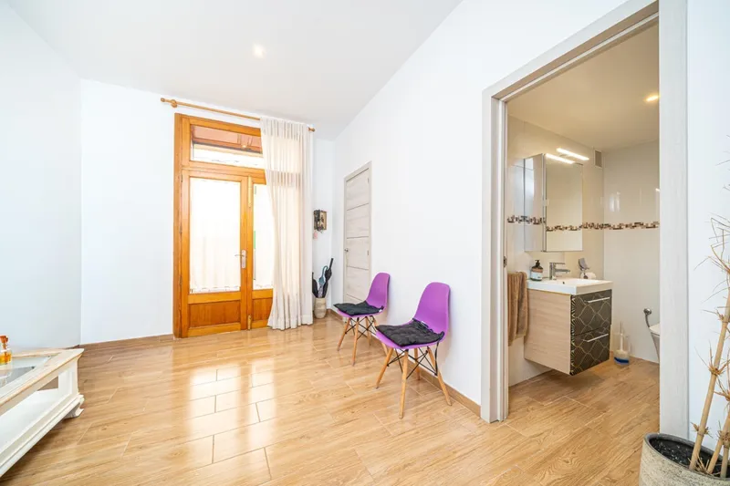 Renovated Mallorcan charm: spacious house with patio in Porreres — photo 10