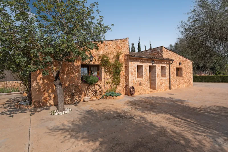 Villa Florentina – Exclusive estate with holiday license in the south of Mallorca — photo 8
