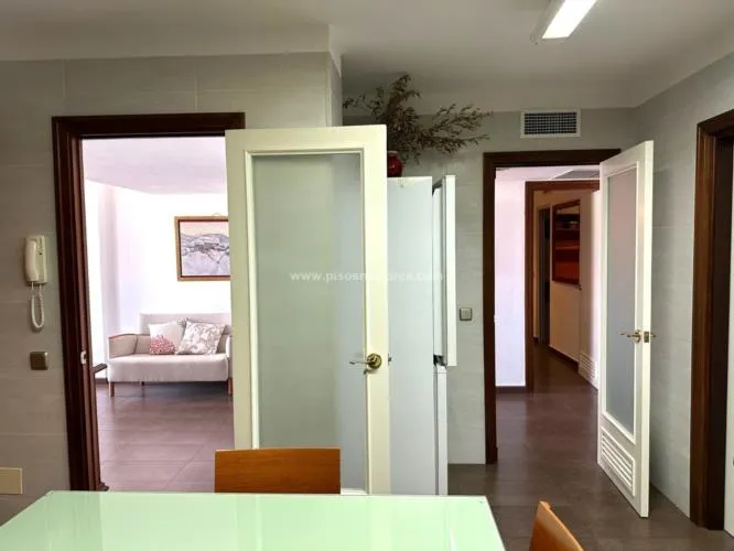 Apartment in Palma de Mallorca, La Bonanova area — photo 11