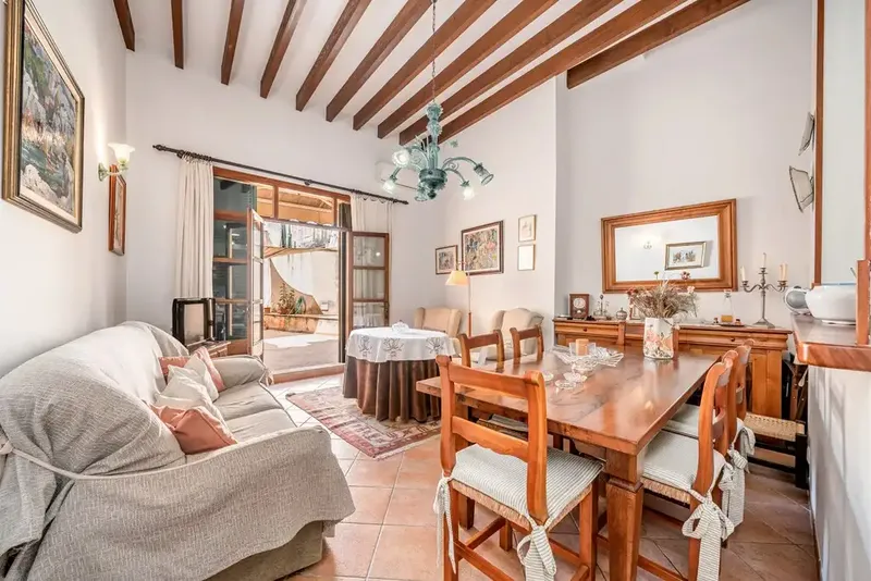 Unique townhouse in the heart of Pollensa's old town — photo 2