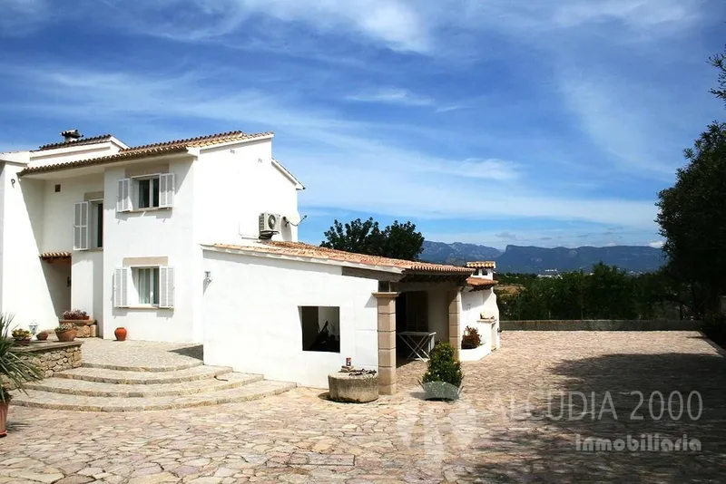 Chalet — photo 2