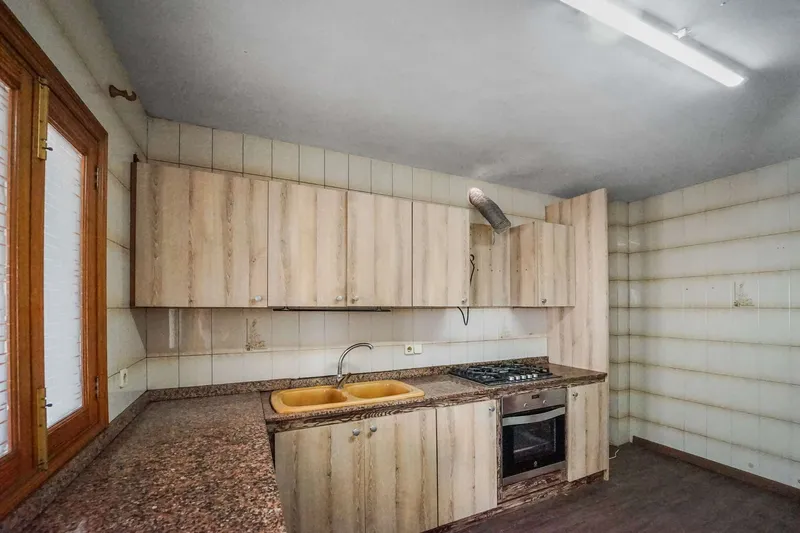 191m² penthouse with 6 rooms, fireplace and garage for sale — photo 10