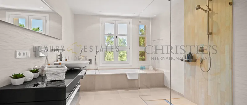 Villa in Cala Vinyes with pool and sea views — photo 10