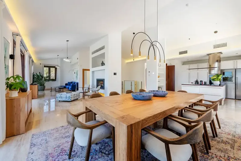 This spacious detached villa for sale in Canyamel is beautifully presented in a chic contemporary style with high ceilings — photo 5