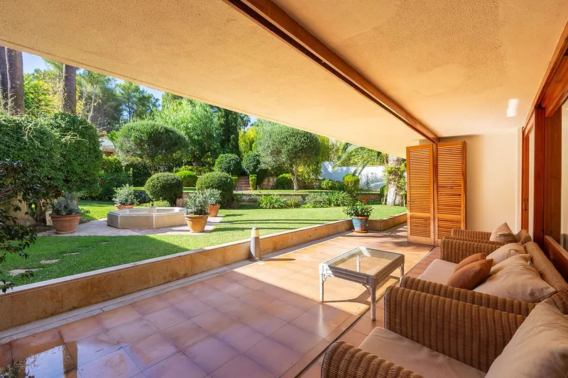 Exclusive villa in an excellent location directly on the golf course — photo 5