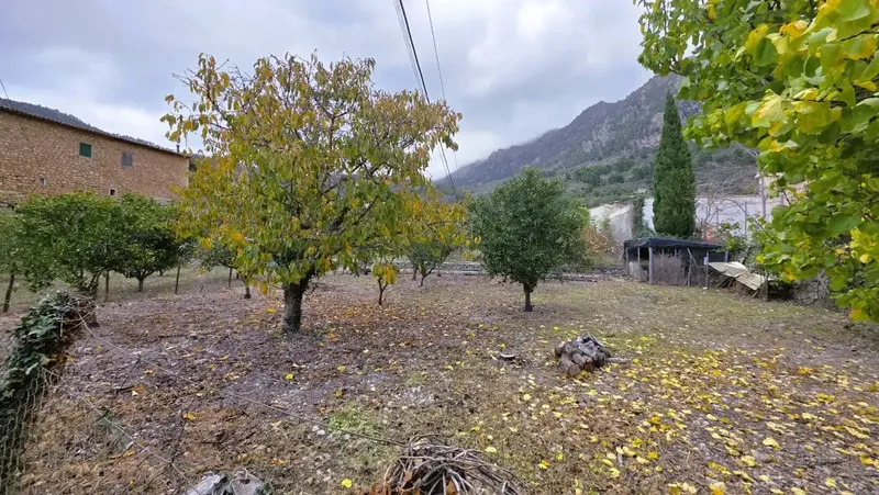 Between the mountains connecting Sóller and Fornalutx lies this unique property, located in one of the most beautiful and peaceful enclaves — photo 9