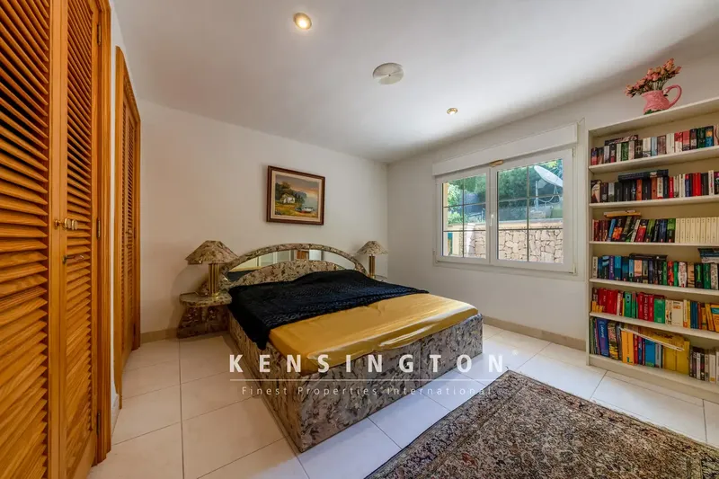 Spacious villa with pool in an exclusive location in the popular village of Costa de los Pinos with wonderful views — photo 9