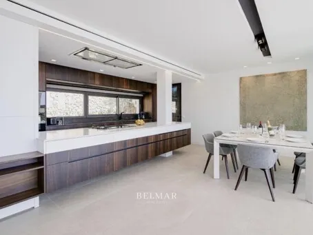 Modern villa with a pool near the beach in Cala Mendia — photo 12