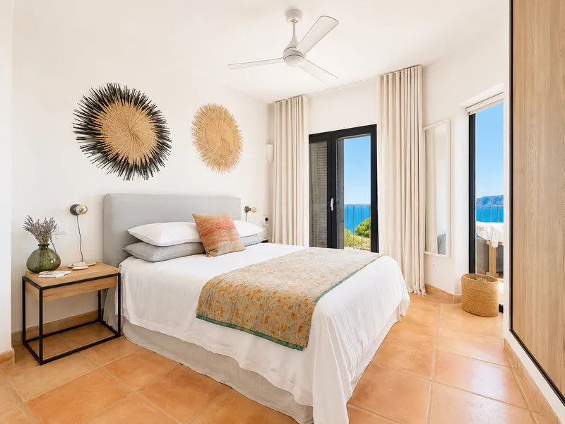 Panoramic semi-detached house with sea views and pool in prestigious location of Santa Ponsa — photo 12