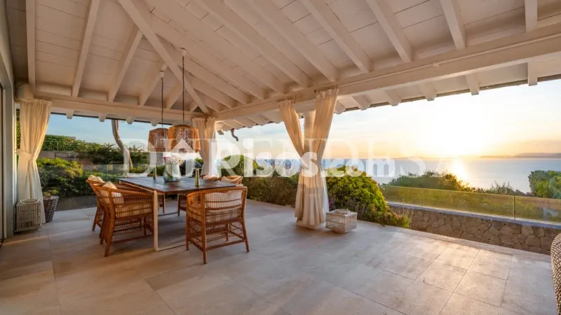 Detached house in Badia Blava-Badia Gran-Tolleric — photo 2