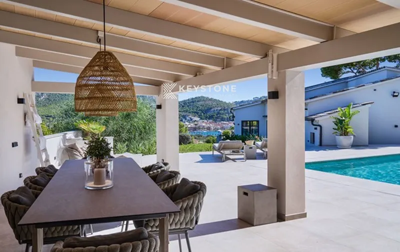 Villa — photo 3