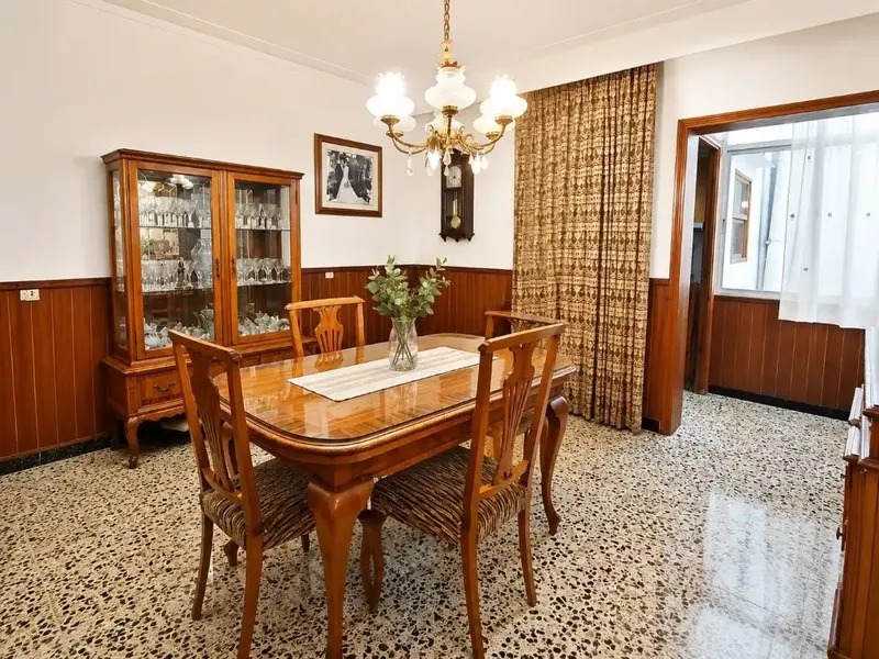 In the center of Mancor de la Vall, one of the most charming villages in the Serra de Tramuntana, we present this spacious village house — photo 6