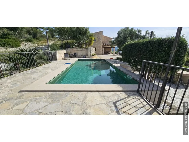 Rental of independent house or chalet at Calle de l'Amistat, 11 — photo 3