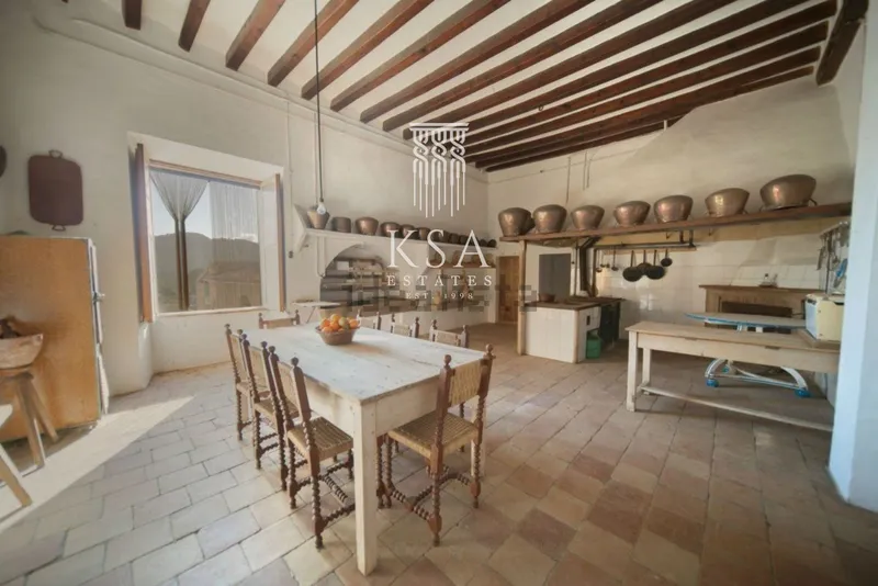Rustic Estate — photo 7