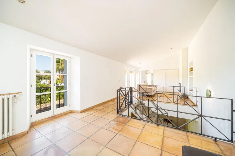 House with lifetime ETV license, pool and annex building with great potential in Establiments — photo 11