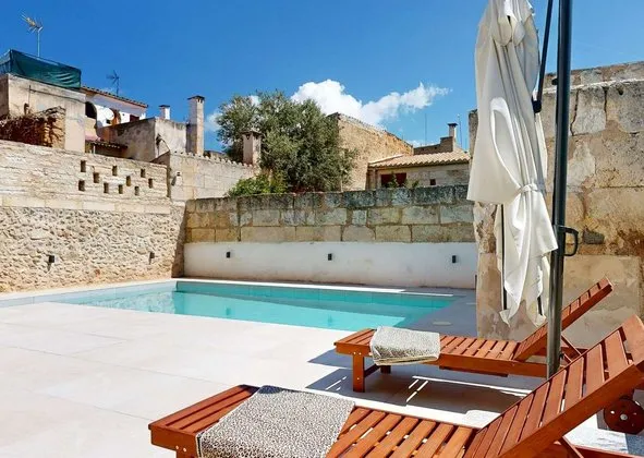 Village house in Pobla (Sa) — photo 3
