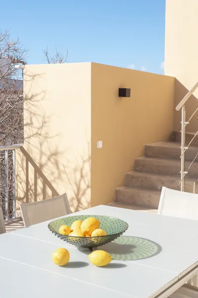 Fantastic renovated penthouse with expansive terraces in El Molinar — photo 12