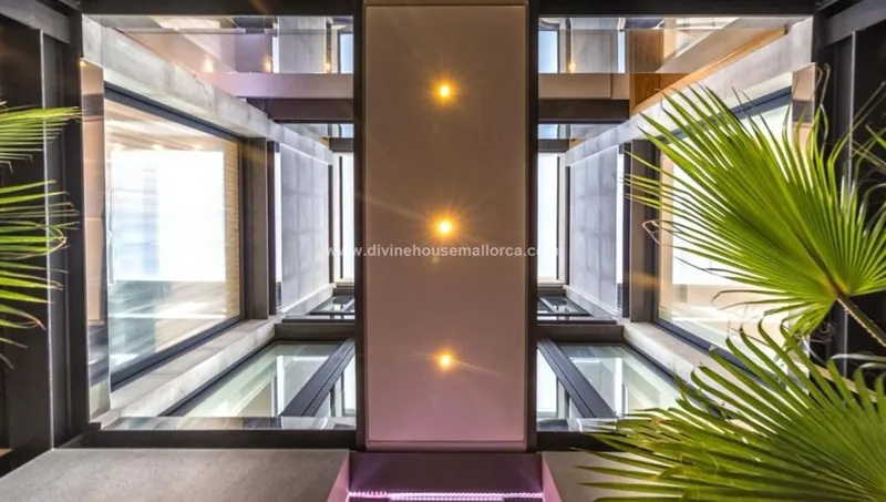 Luxury chalet with sea views in Canyamel — photo 6