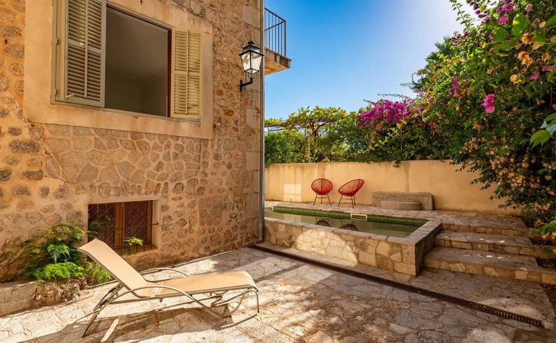 Impressive manor house with pool in Sóller — photo 2