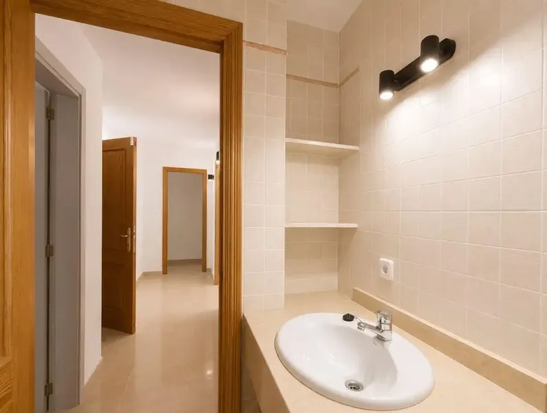 Ground floor for rent (with a neighbor above), completely renovated, located on a very quiet street in Llubí and surrounded by all services — photo 12