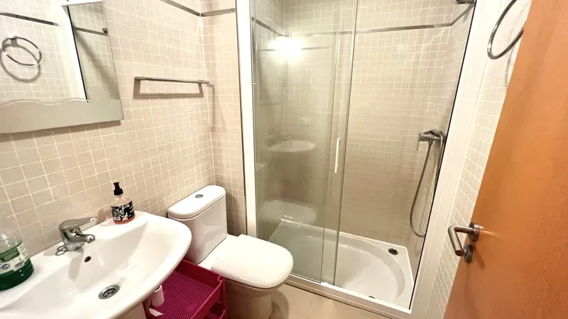 Discover your new home in the charming Port of Alcudia! This semi-detached chalet is a gem just 300 meters from the beach, ideal for enjoying — photo 10
