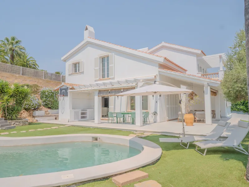 Villa on the Horizon — photo 1