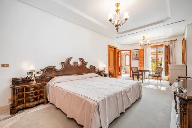 Elegant town house with character for sale in Muro, Central Mallorca — photo 8