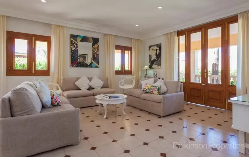 Elegant Villa in Llenaire with Rental Licence - Just Steps from the Seafront in Port de Pollença — photo 3