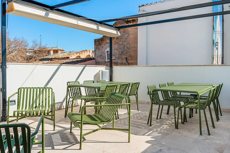 Commercial property with cathedral view in Palma — photo 6