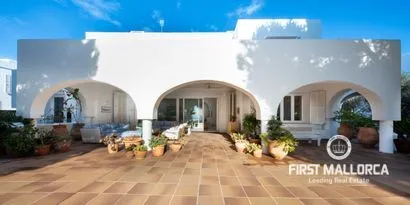 Luxury seafront villa in Porto Petro — photo 7