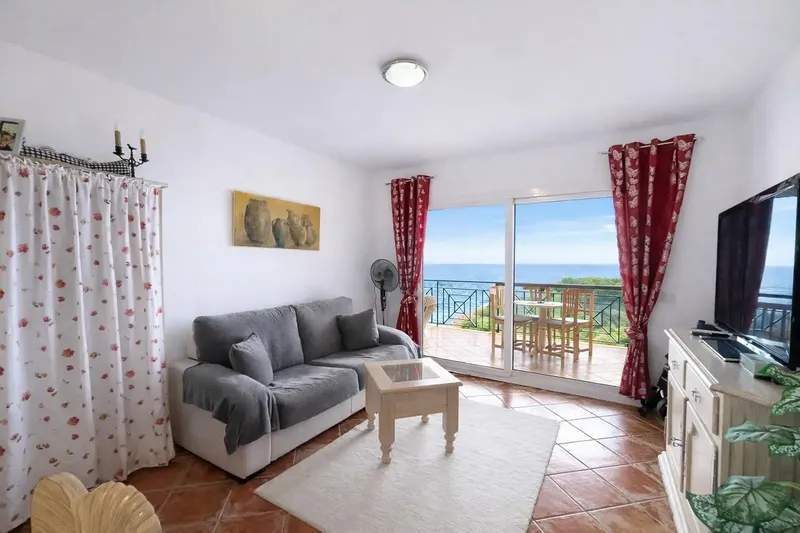 Apartment on third floor with large terrace, sea views in Cala Pi – A unique opportunity in the south of Mallorca — photo 3