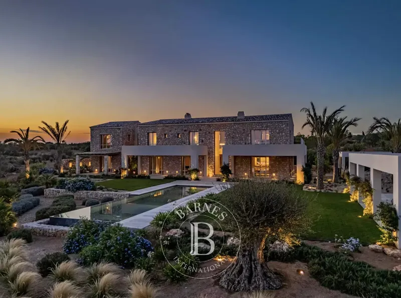 High-End Contemporary Finca with Sea Views in Santanyí — photo 1