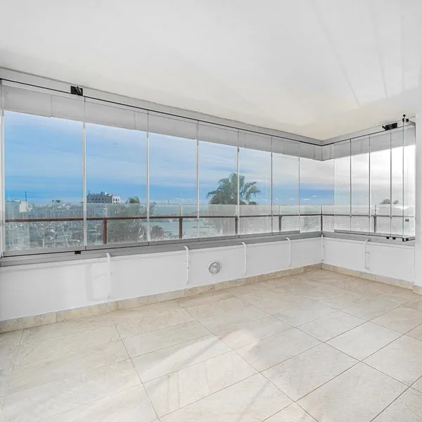 Refurbished Apartment — photo 1