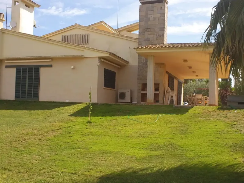 Impresionante Chalet De Mas De 500m2, Preciosa Piscina Interior Climatizada, Terreno De Unos 8000m2 a Escasos 3 Minutos De Manacor (direcció — photo 4