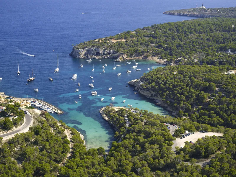 Four exclusive building plots in Sol de Mallorca with sea views — photo 1