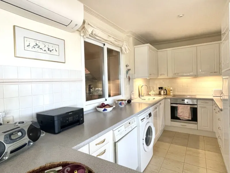 Penthouse with huge rooftop terrace and breathtaking sea and harbor views for rent in Puerto Andratx - Port d'Andratx - 2 Bedrooms, 142.28 m² — photo 11