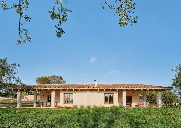 Detached house in Algaida — photo 1