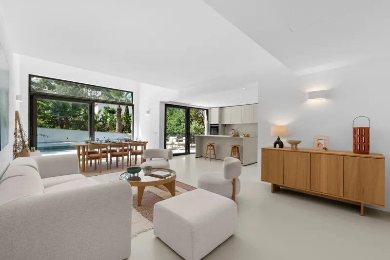 Modern villa in Santa Ponsa for sale with sea views, with vacation rental license! — photo 9
