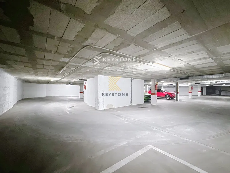 Garage — photo 6