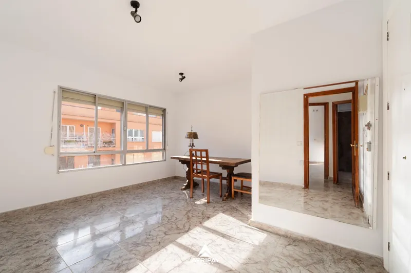 Comfortable 3-bedroom flat — photo 1