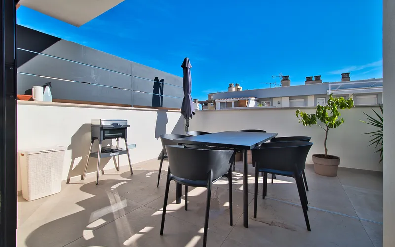 First occupancy! Stylish duplex penthouse in Santa Catalina for sale, with private terrace — photo 10